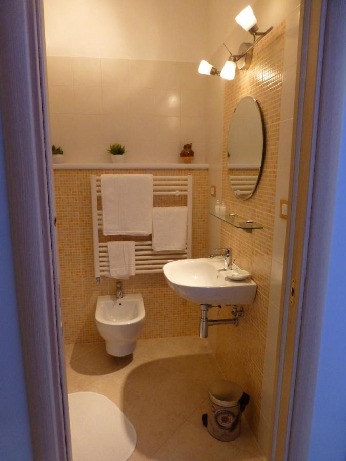 Bed and Breakfast Il Giardino Delle Zagare Фонді Екстер'єр фото