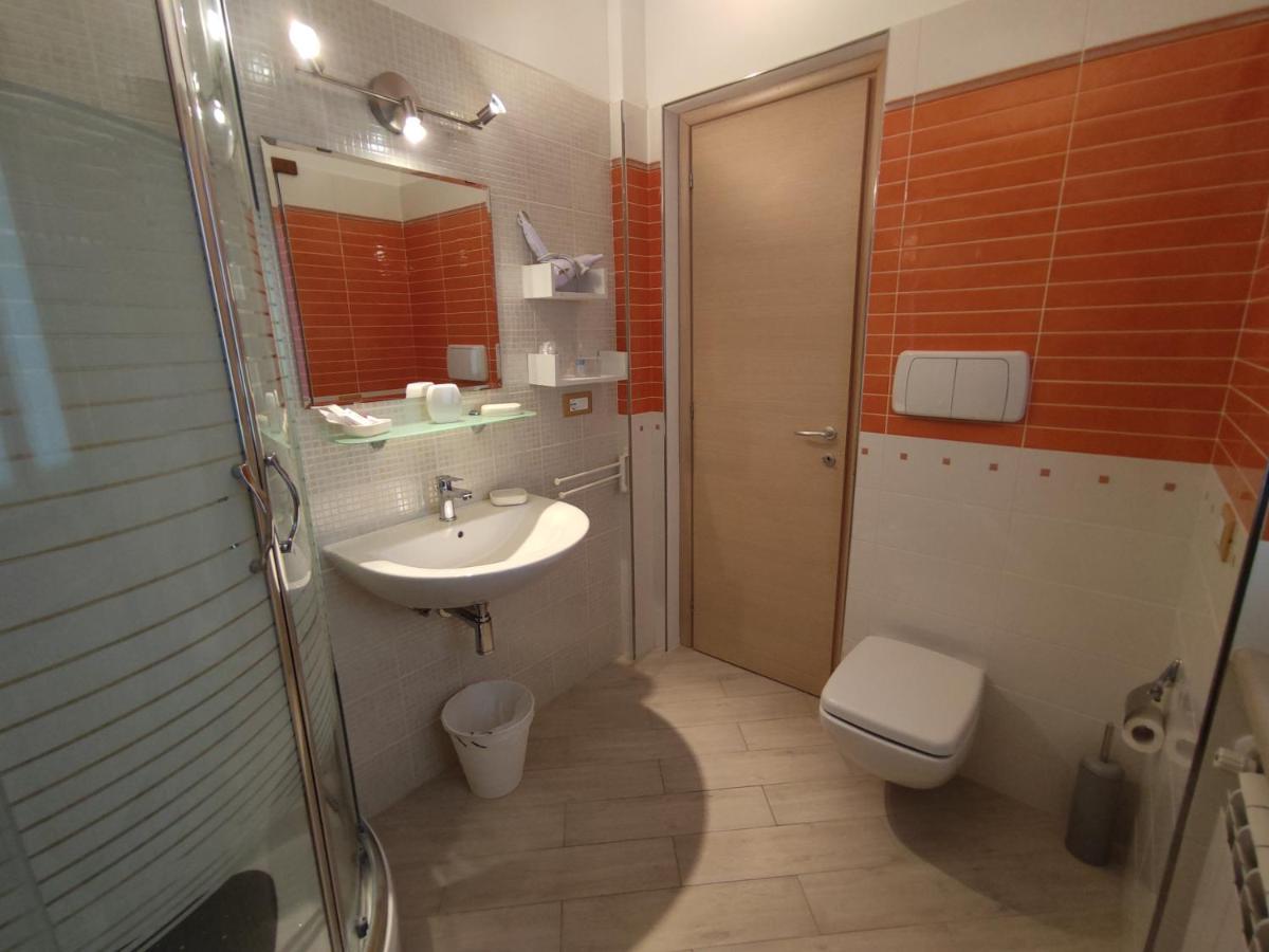Bed and Breakfast Il Giardino Delle Zagare Фонді Екстер'єр фото