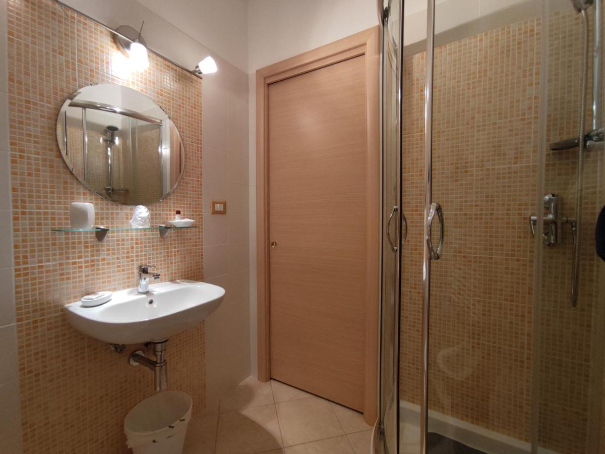 Bed and Breakfast Il Giardino Delle Zagare Фонді Екстер'єр фото