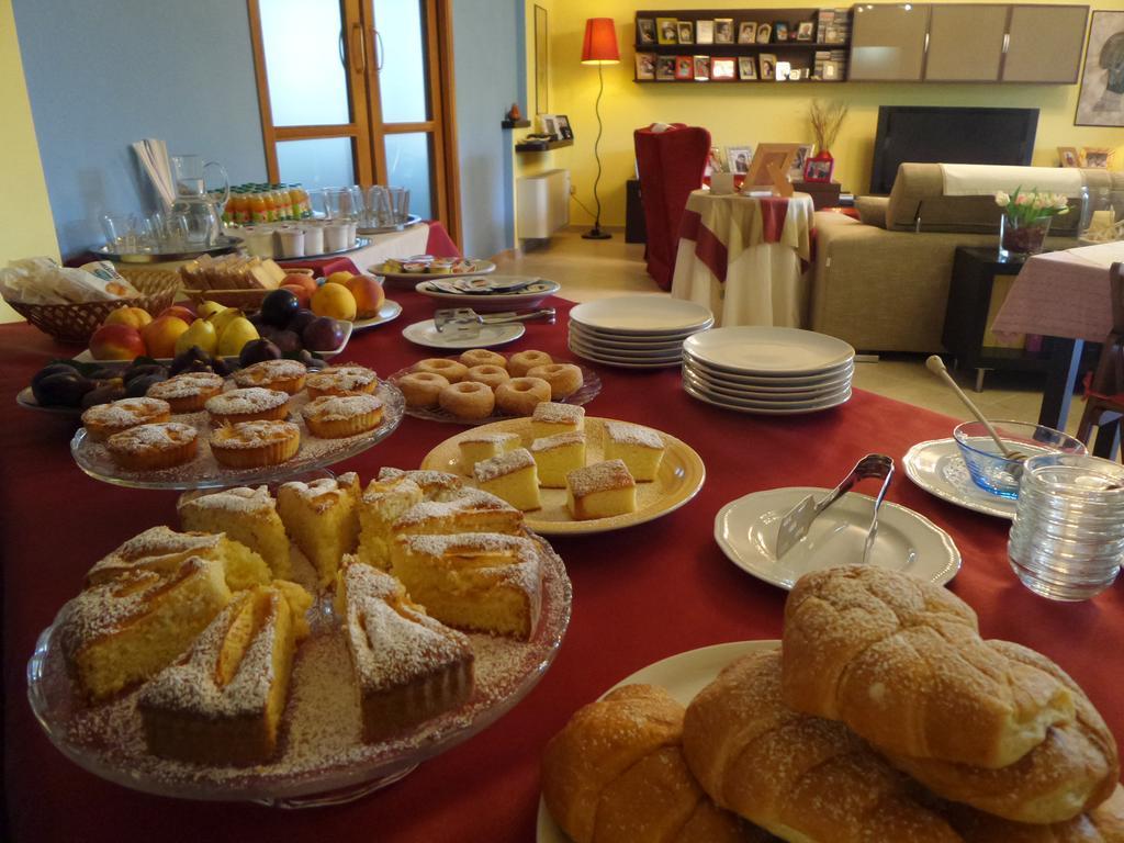 Bed and Breakfast Il Giardino Delle Zagare Фонді Екстер'єр фото